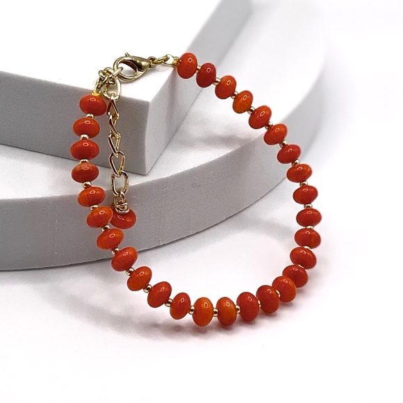 Beautiful Coral Bracelet - Picture 1 of 12